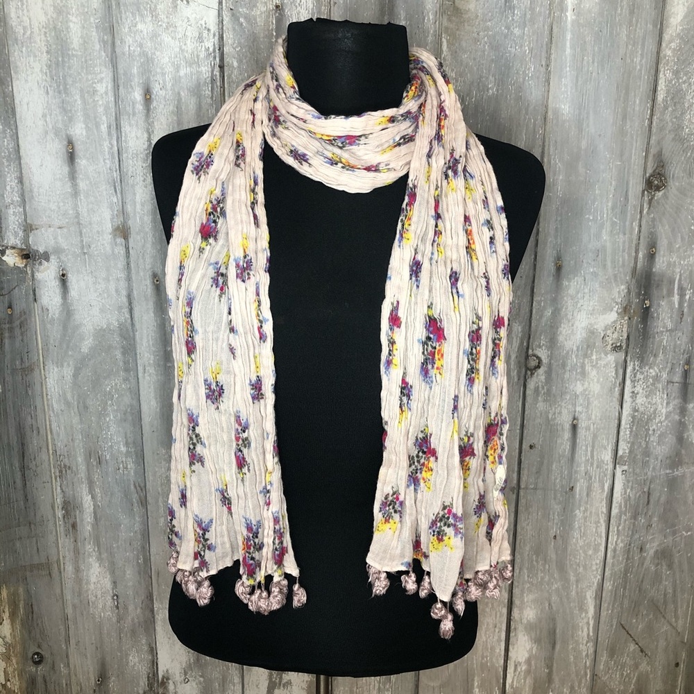 American Eagle floral scarf